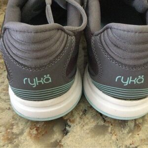 Ryka Devotion Plus 3 Walking Shoe Grey and Aqua size 8.5